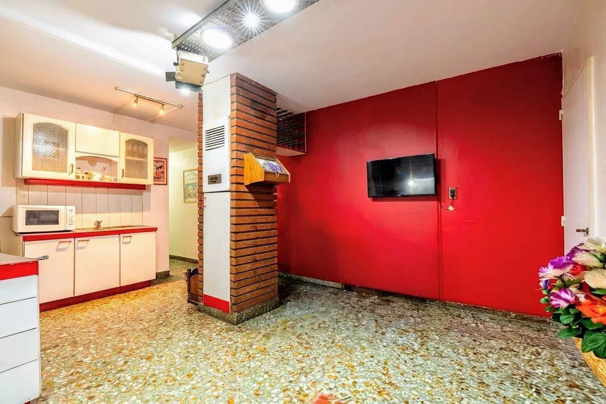 Semipiso 135m² con Balcón y Dependencia - Barracas 4