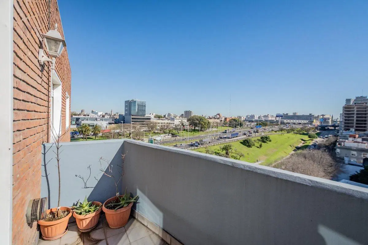 Depto Venta 4 Amb c/Cochera y Baulera en Barracas 3