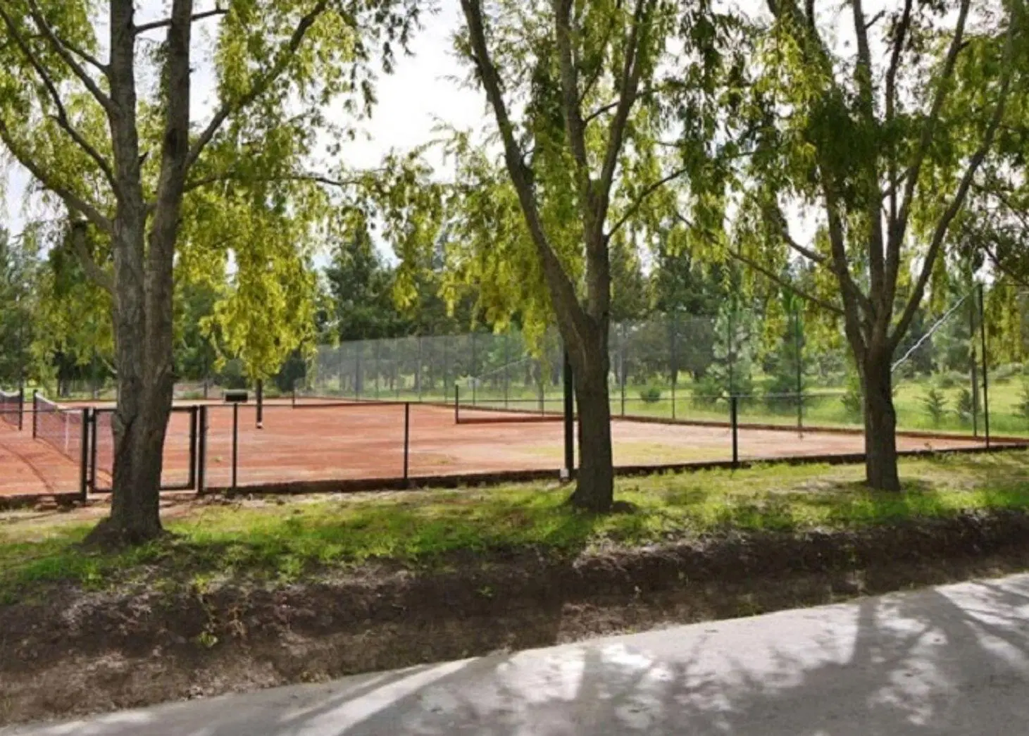 VENTA LOTE PREMIUM EN MIRALAGOS II | 1.400 m² 5