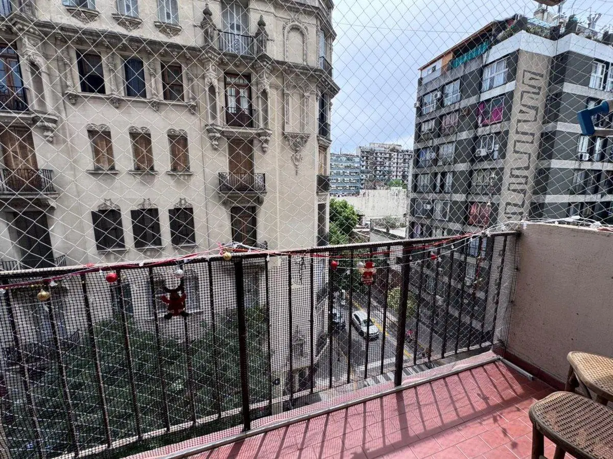 VENTA DEPTO 2 AMB CON BALCON Y RENTA BALVANERA 8