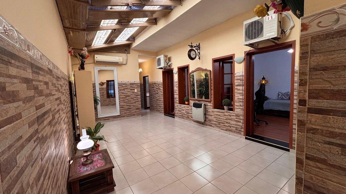 EN VENTA CASA 4 AMB COCHERA PATIO VILLA LUGANO