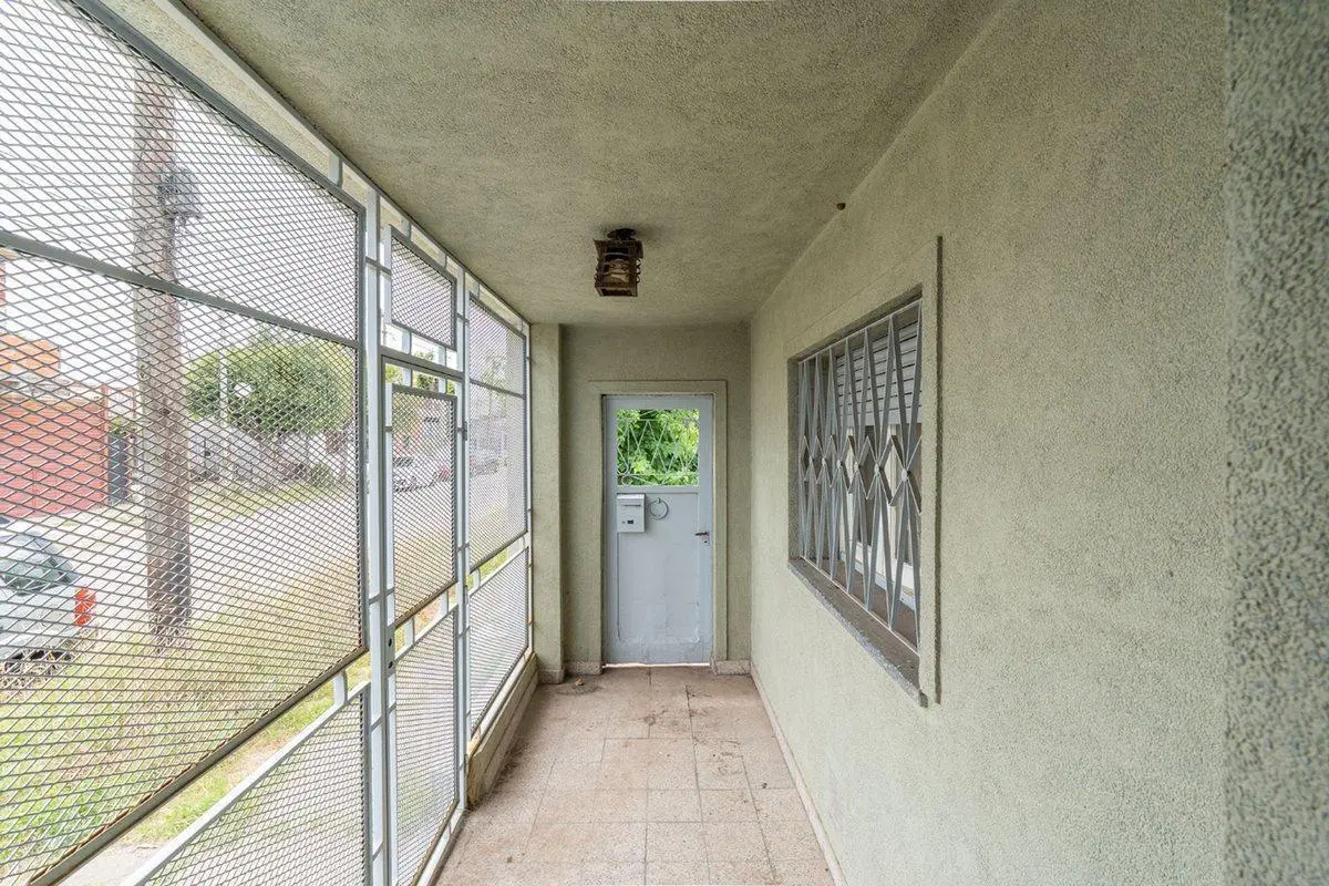 VENTA CASA 3 AMB CON DPTO Y COCHERA QUILMES OESTE 4