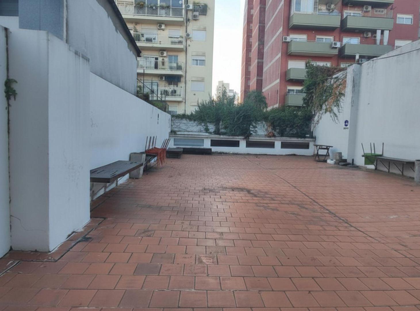 VENTA EXCLUSIVA OFICINA C/ GRAN TERRAZA PROPIA
