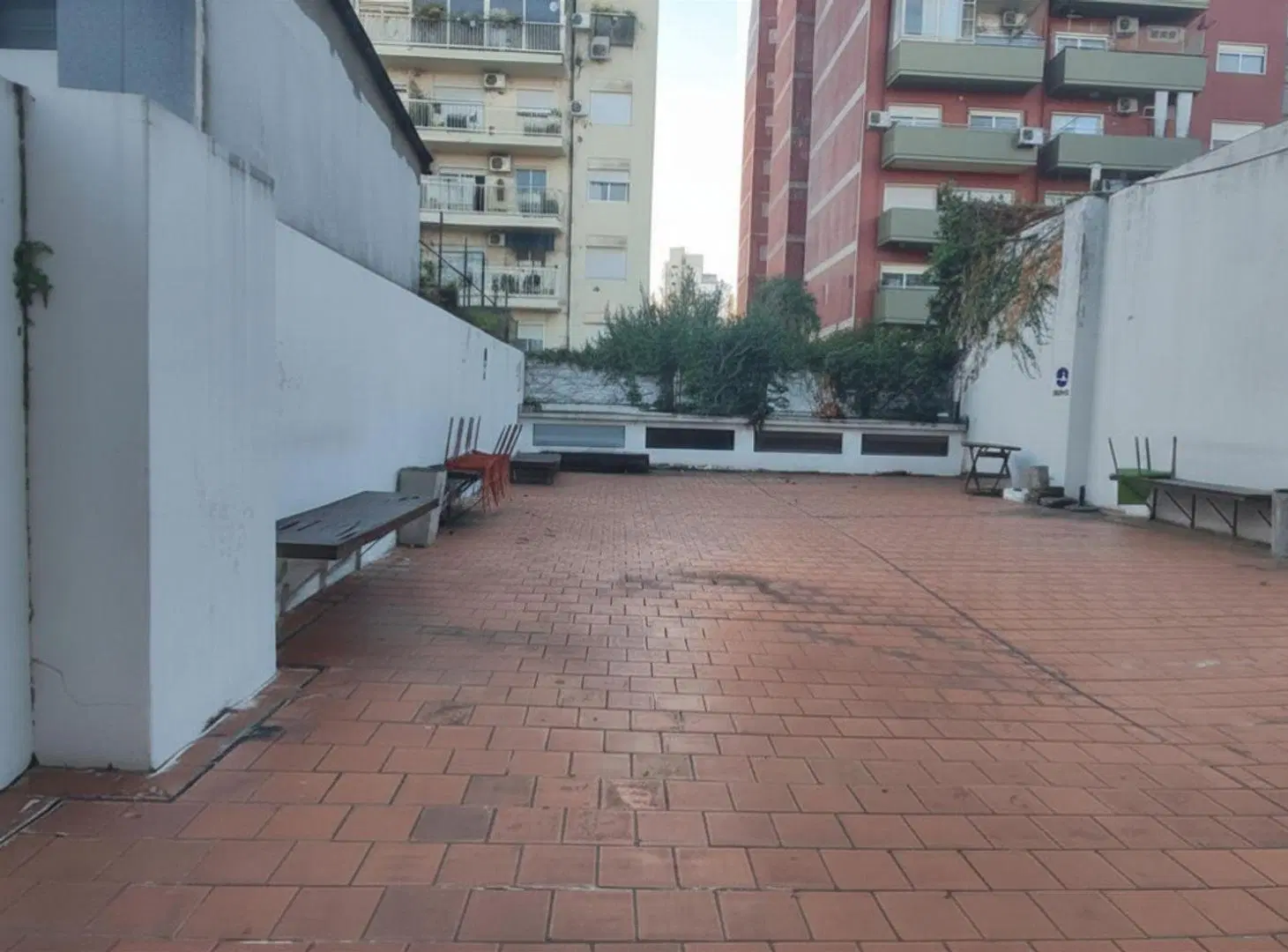 VENTA EXCLUSIVA OFICINA C/ GRAN TERRAZA PROPIA 4