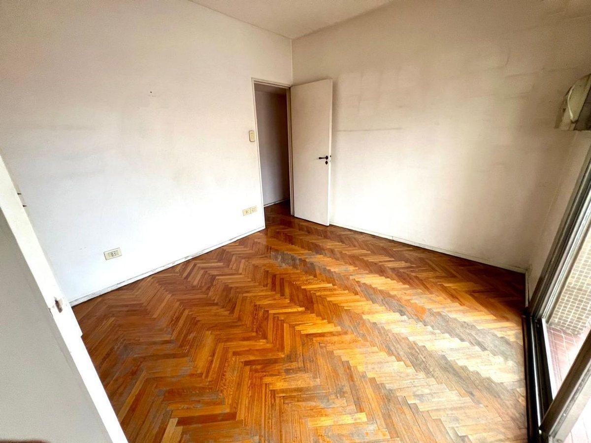 Foto de VENTA DEPARTAMENTO 4 AMB + DEP.ENDENCIA AVELLANEDA, imagen 4