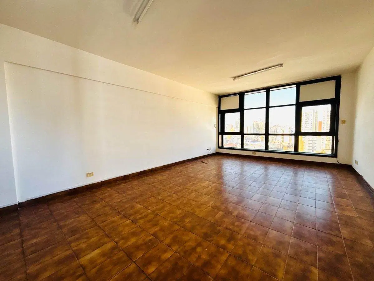 VENTA OFICINA AVELLANEDA CENTRO 4