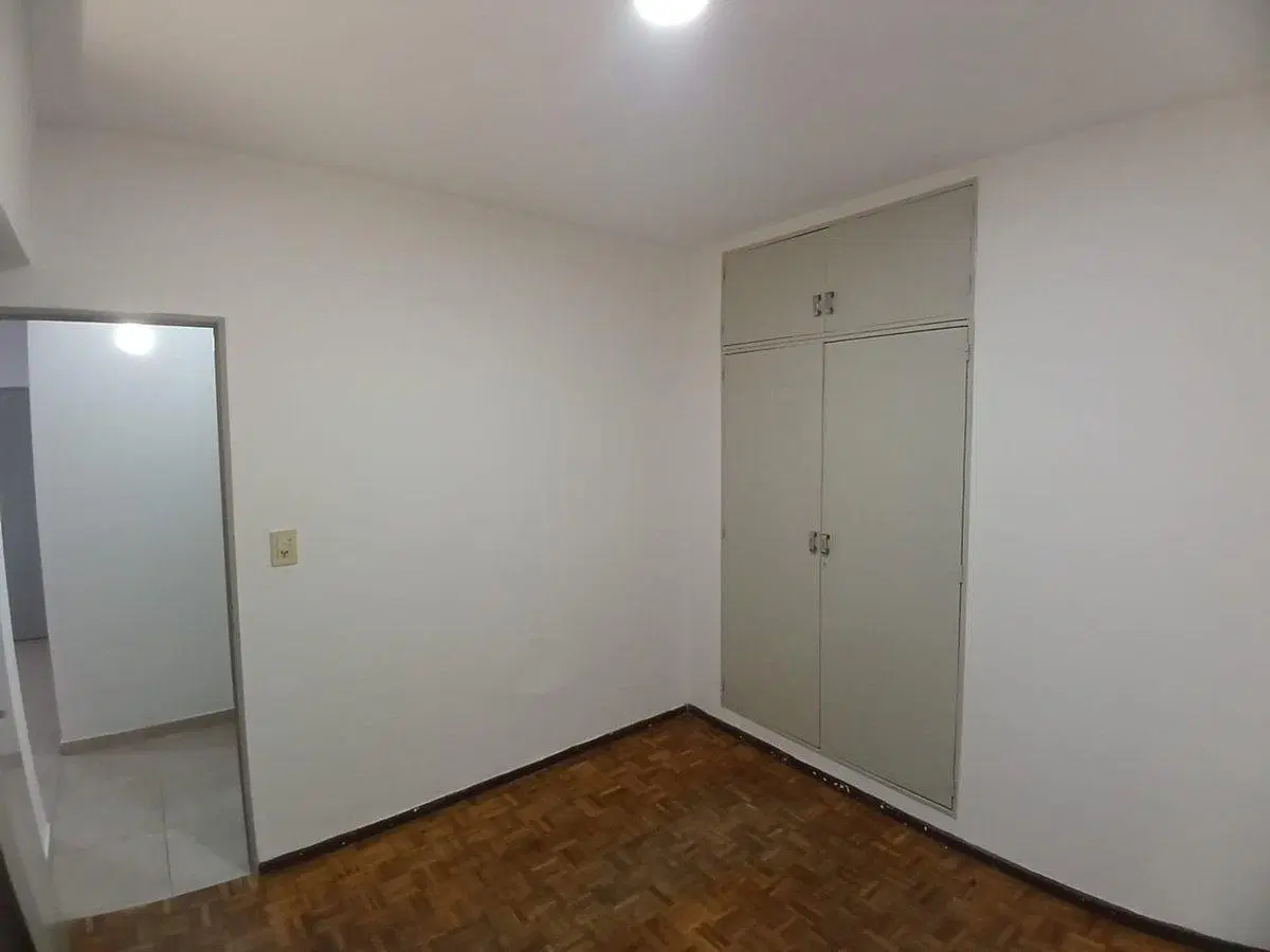 VENTA  DEPARTAMENTO 2 AMBIENTES   LINIERS 5