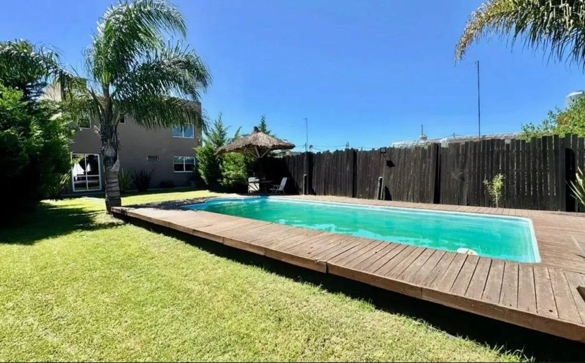 Venta Casa 5 ambientes San Vicente 2