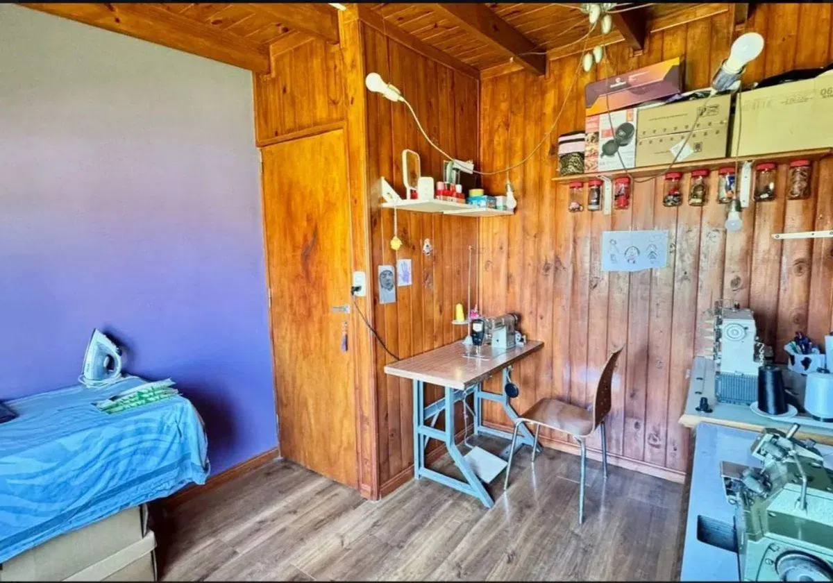 Venta Casa 5 ambientes San Vicente 5