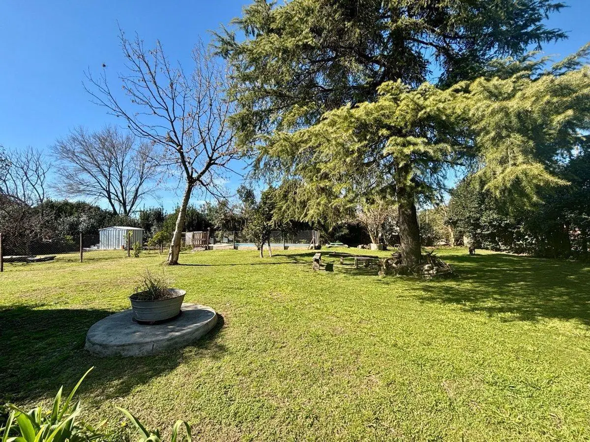 VENTA CASA 4 DORMITORIOS EN VILLA LIA 4