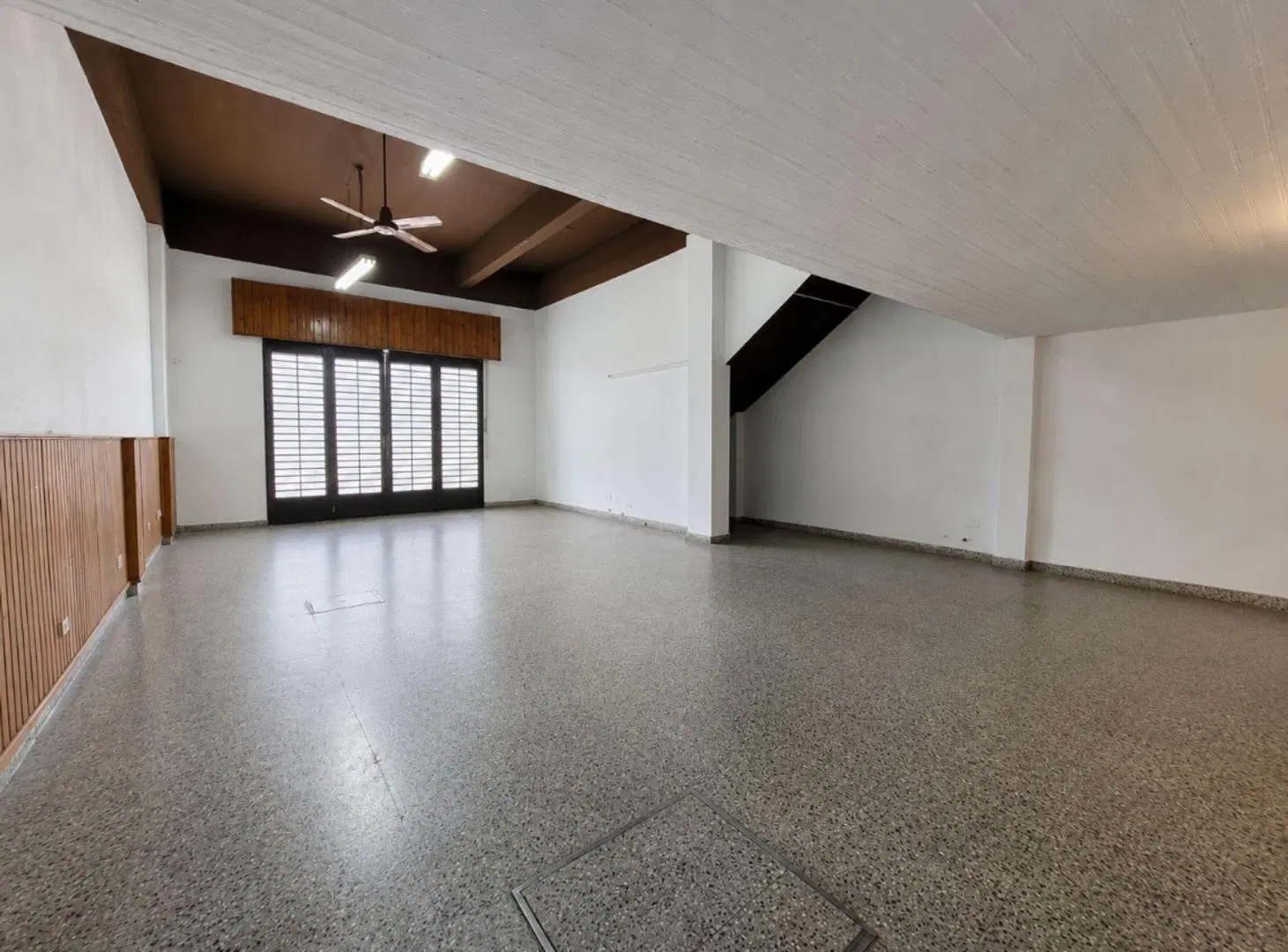 VENTA LOCAL COMERCIAL  WILDE 3