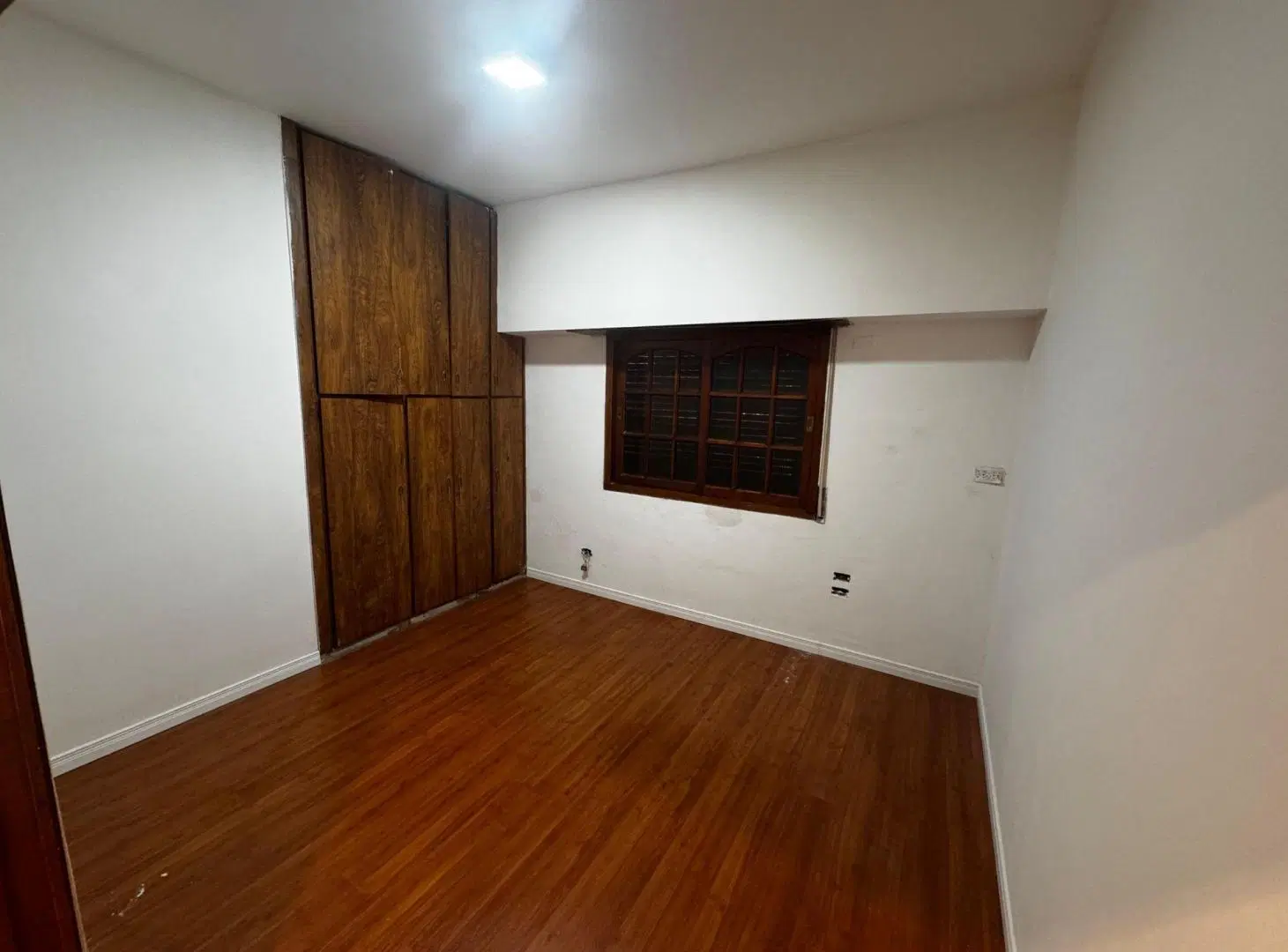 VENTA CASA 4AMB BERNAL COCHERA JARDIN 3