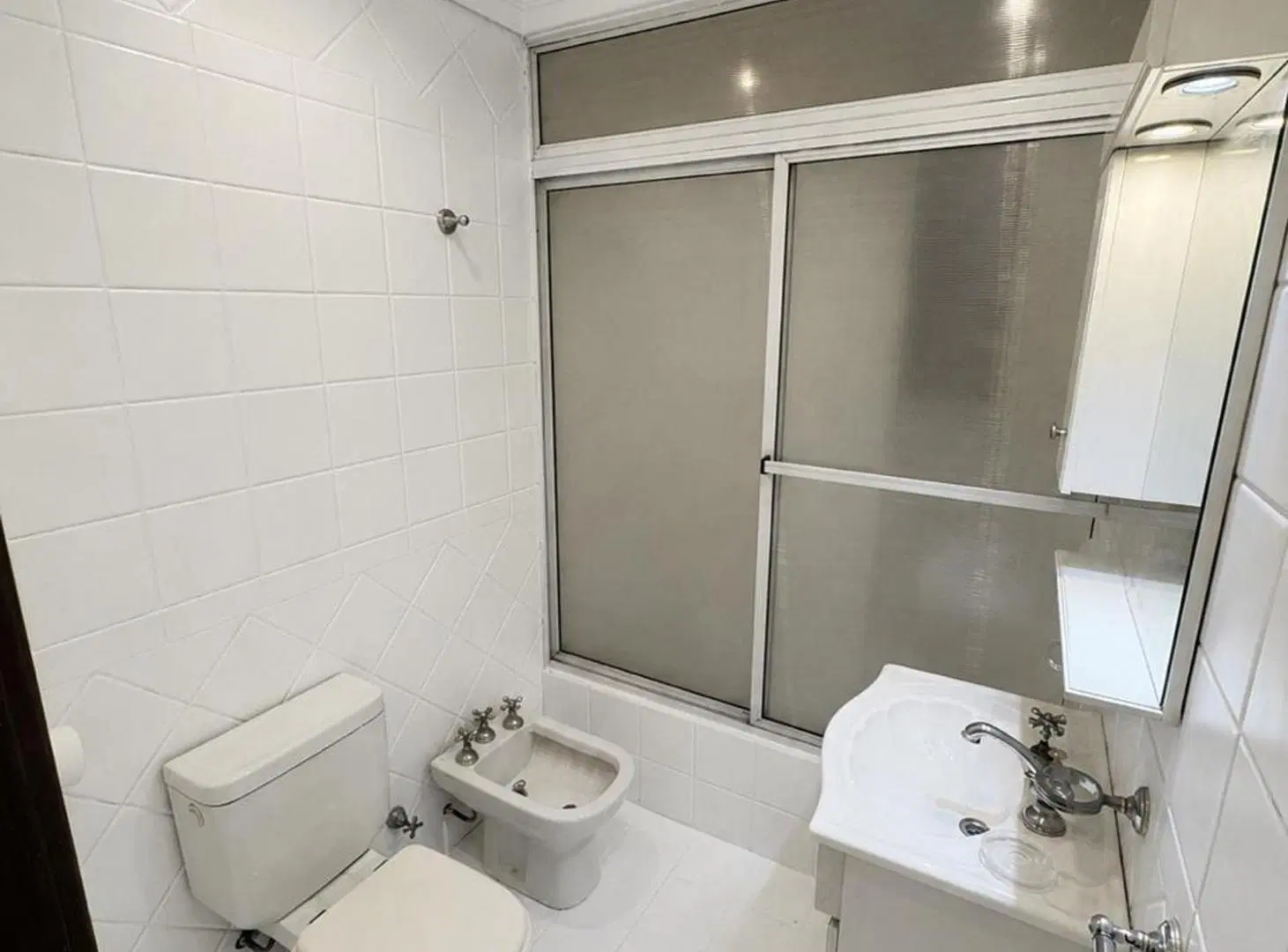 VENTA CASA 4AMB BERNAL COCHERA JARDIN 5