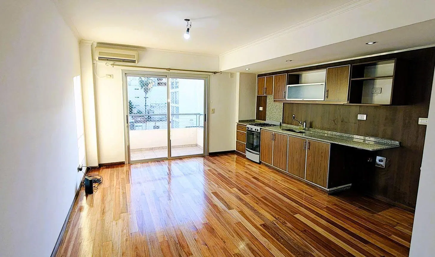 DEPARTAMENTO 2 AMBIENTES EN ALQUILER VILLA URQUIZA 5