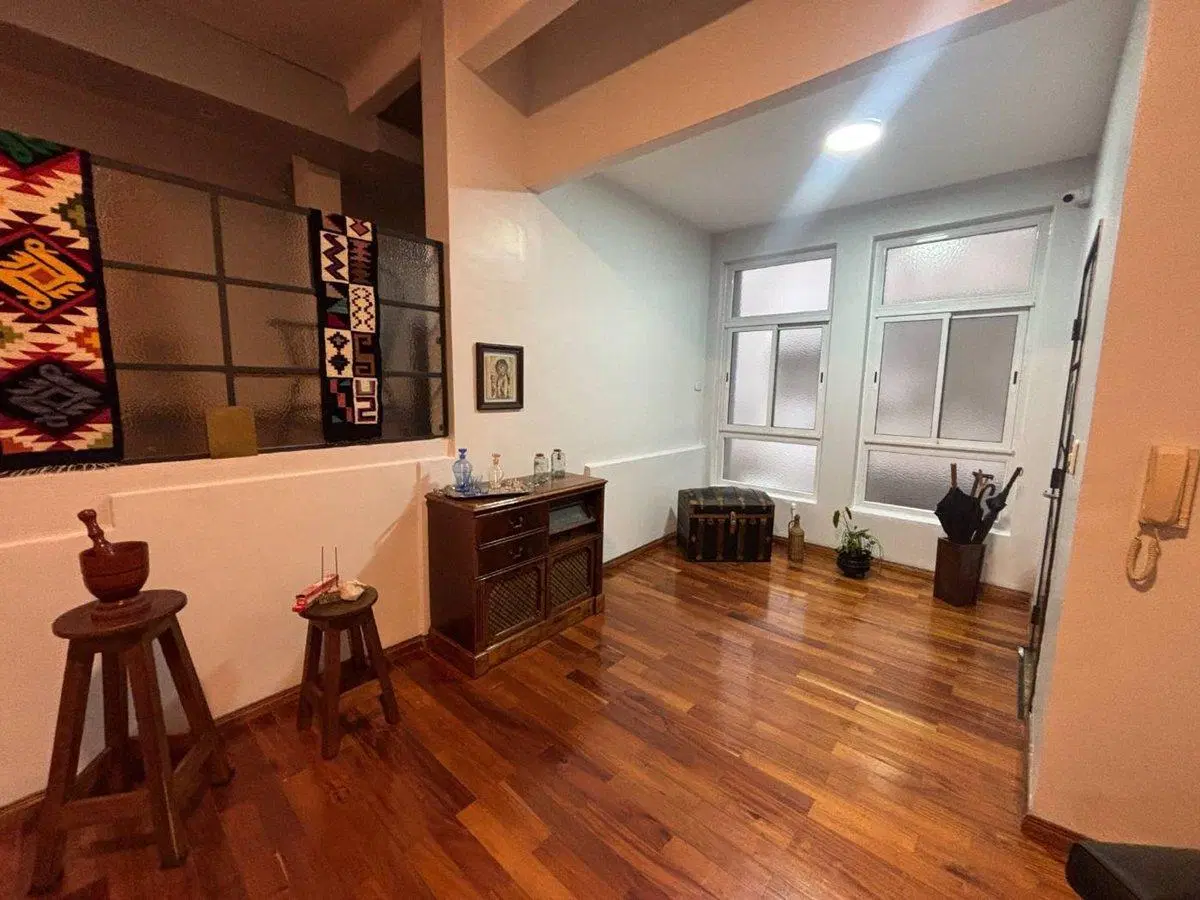 VENTA MONSERRAT DEPARTAMENTO LOFT OFICINA 7 AMB 8
