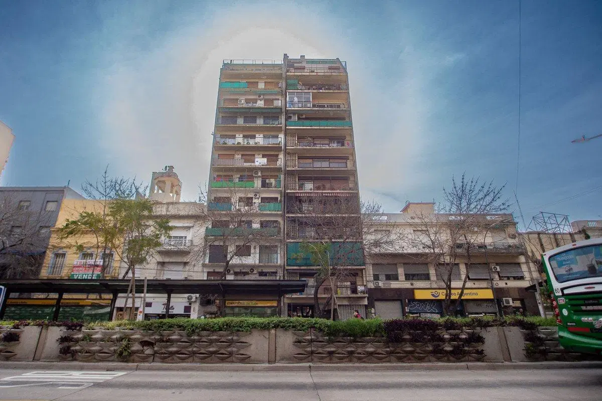 VENTA LA BOCA DEPARTAMENTO 5 AMB. C/ VISTA ABIERTA 2