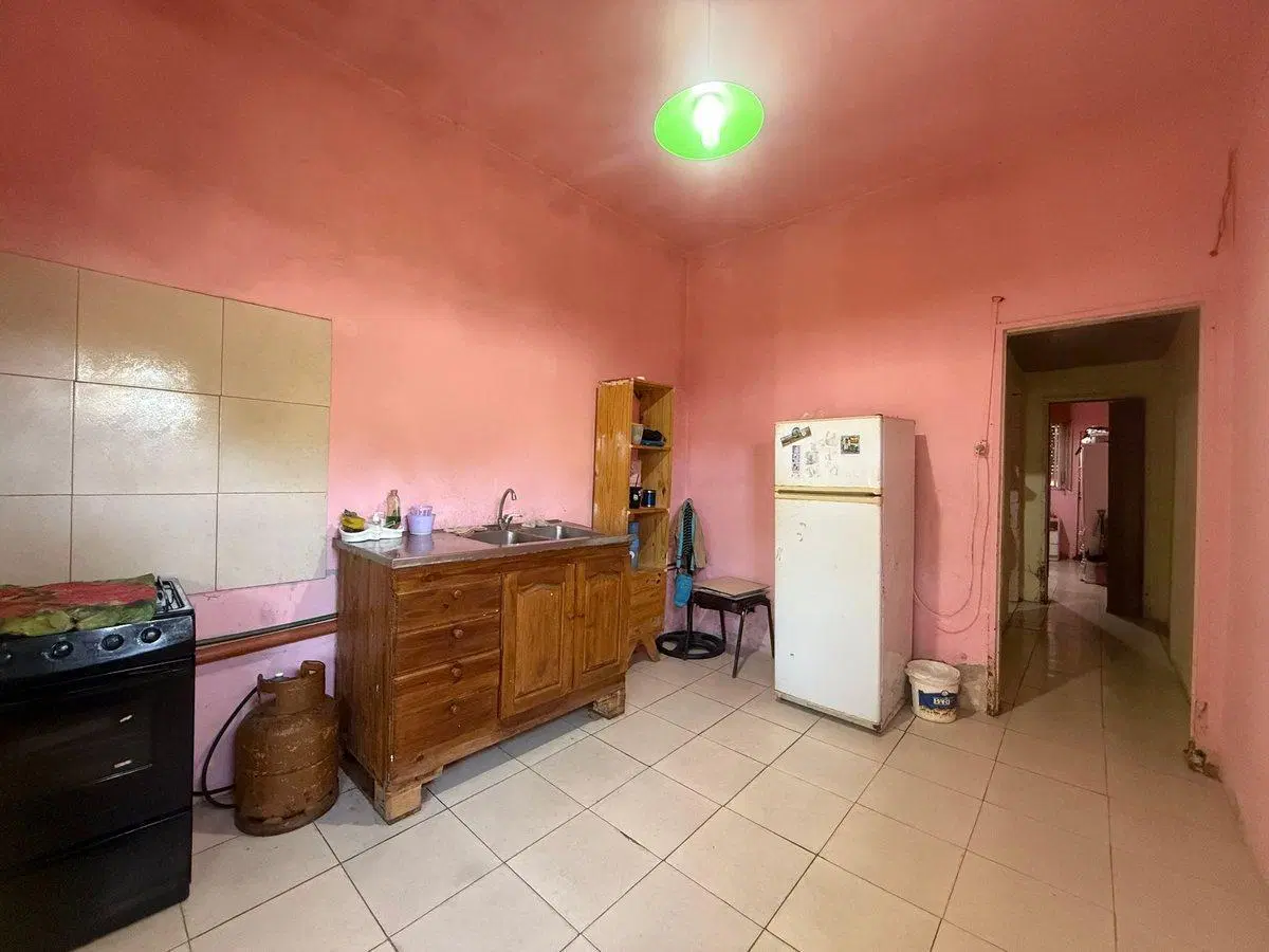 VENTA CASA SEIS AMBIENTES WILDE JARDIN 3
