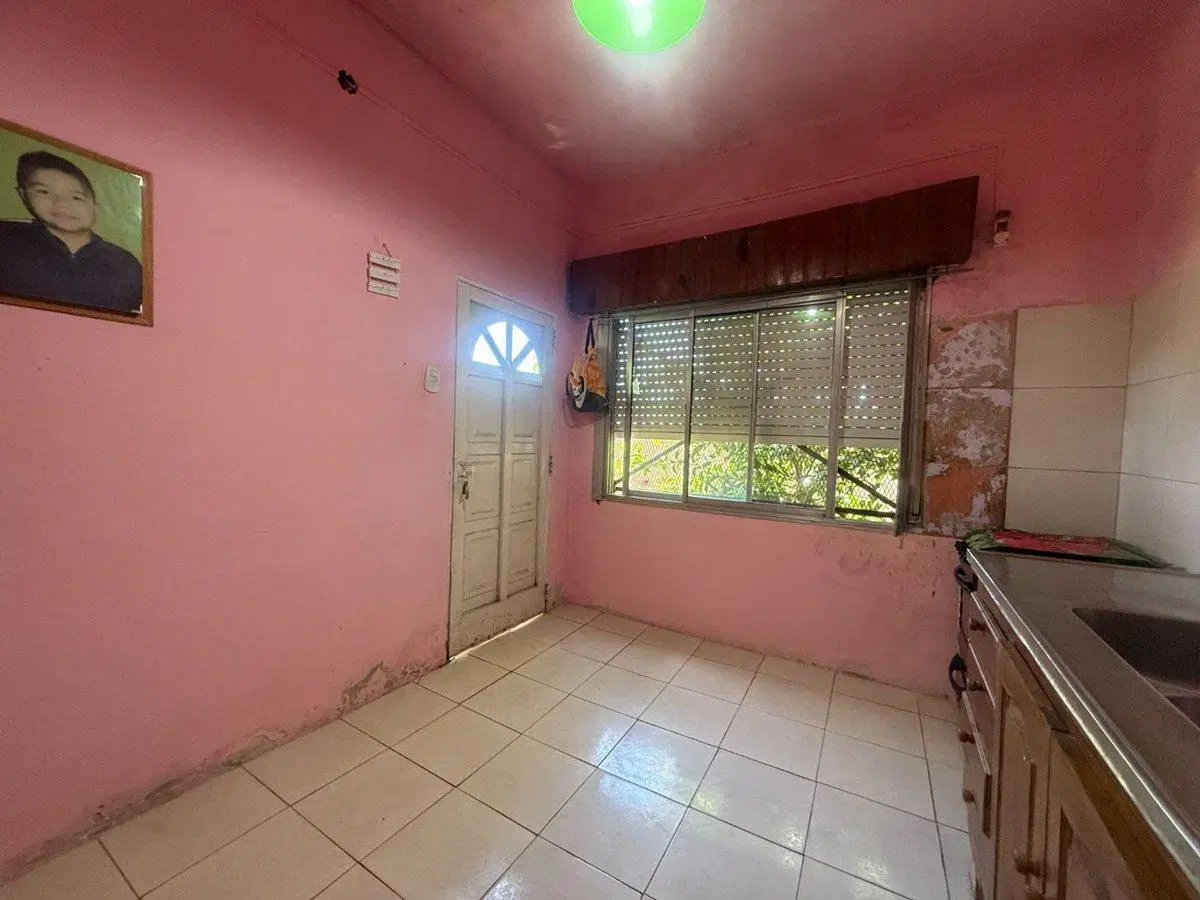VENTA CASA SEIS AMBIENTES WILDE JARDIN 2