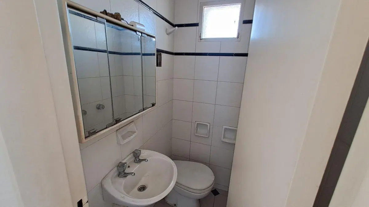VENTA PISO 4 AMBIENTES CON HABITACIÓN DE SERVICIO 5