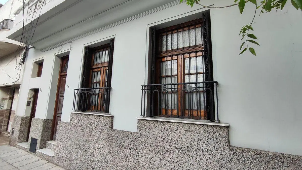 VENTA CASA PH AVELLANEDA 4 AMB PARRILLA PARQUE 5