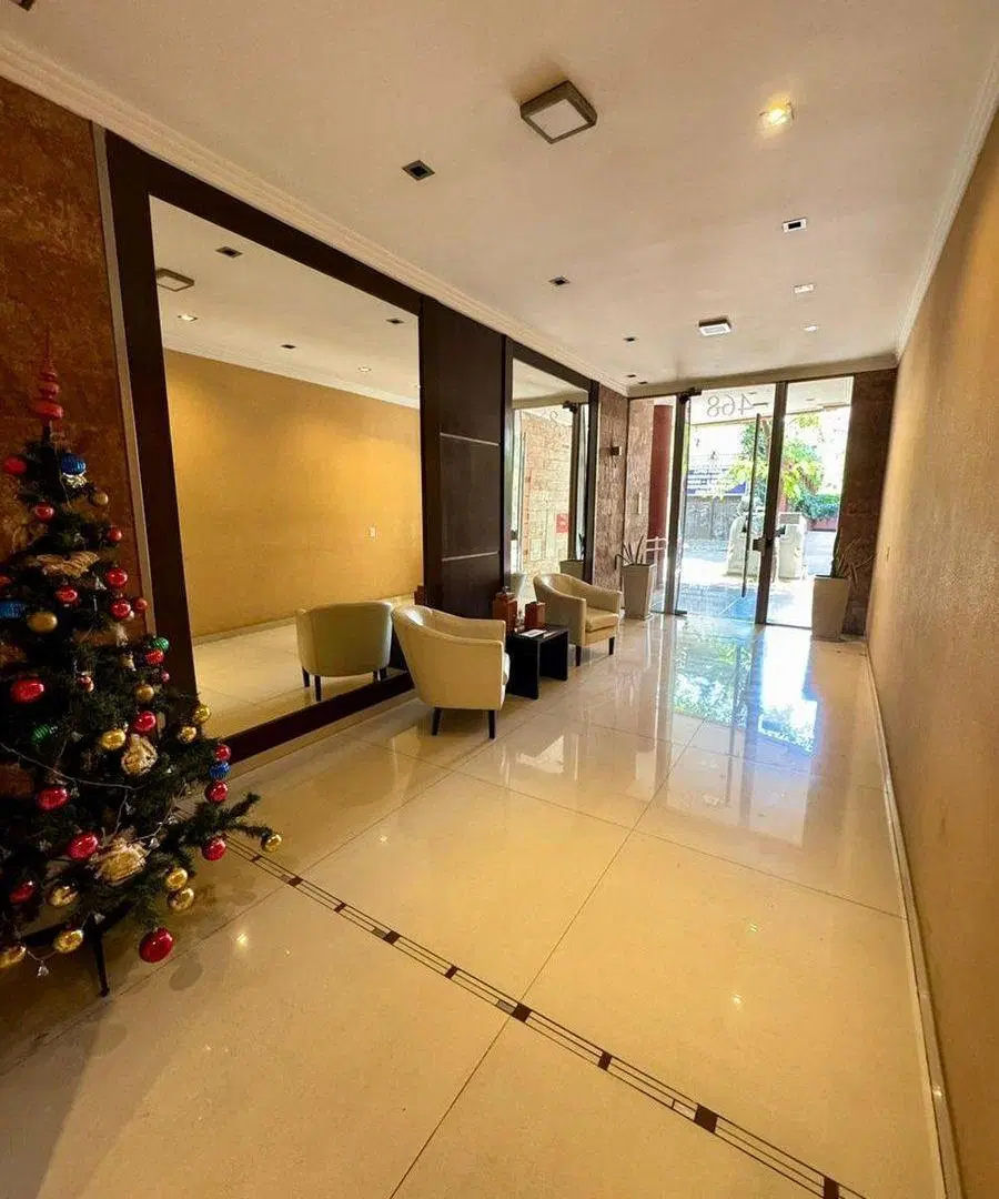 Hermoso departamento 4 ambientes con cochera 5