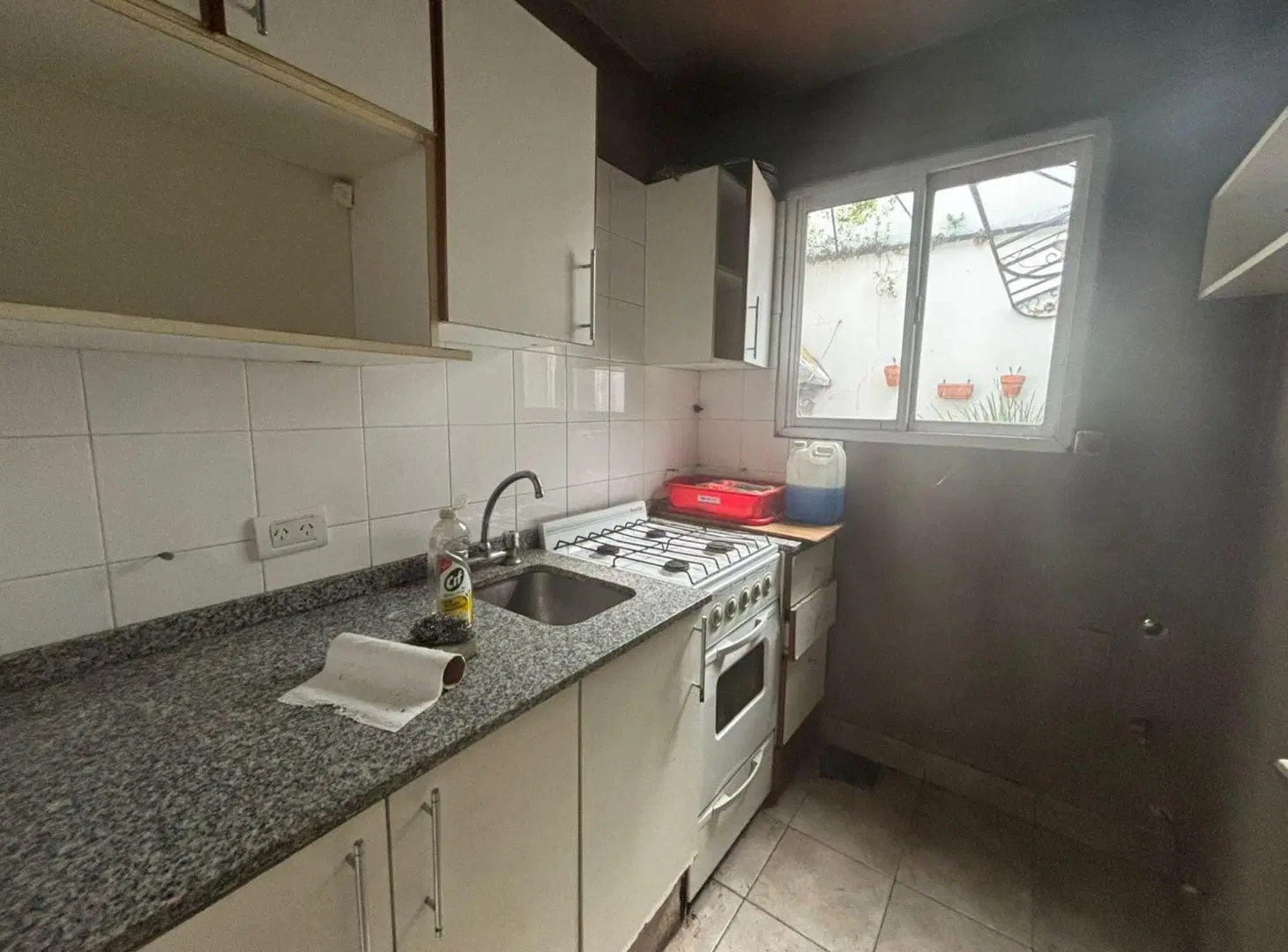 VENTA LANUS ESTE VIVIENDA MAS GALPON 4