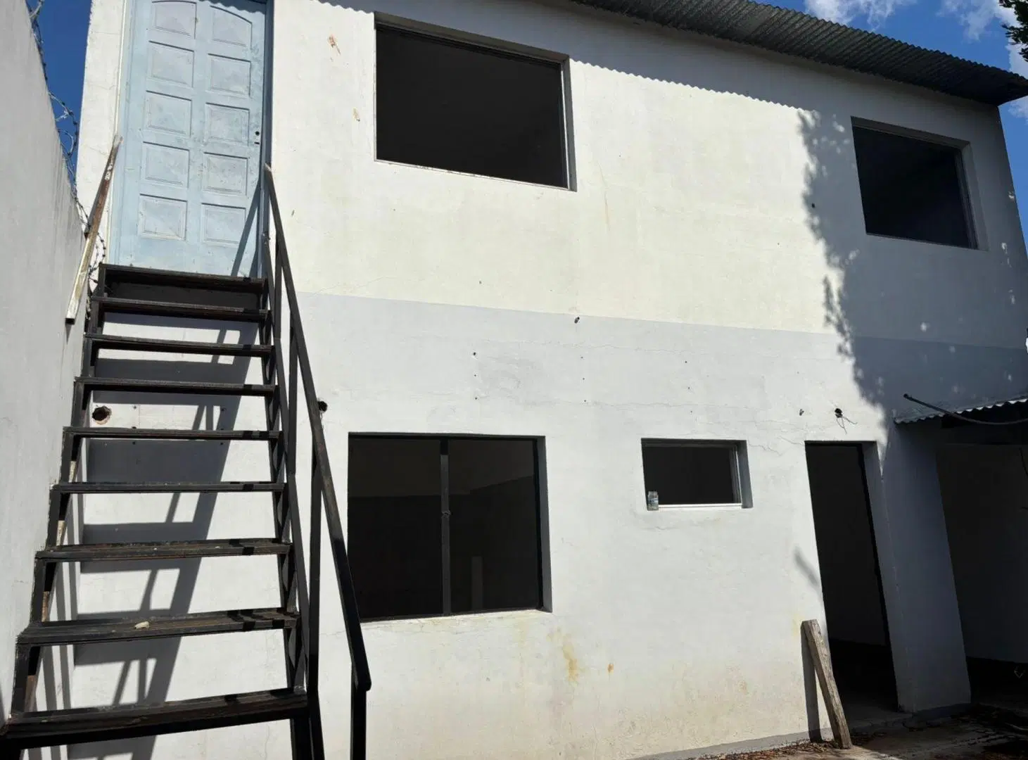 OPORTUNIDAD GALPON COMERCIAL A RECICLAR 5