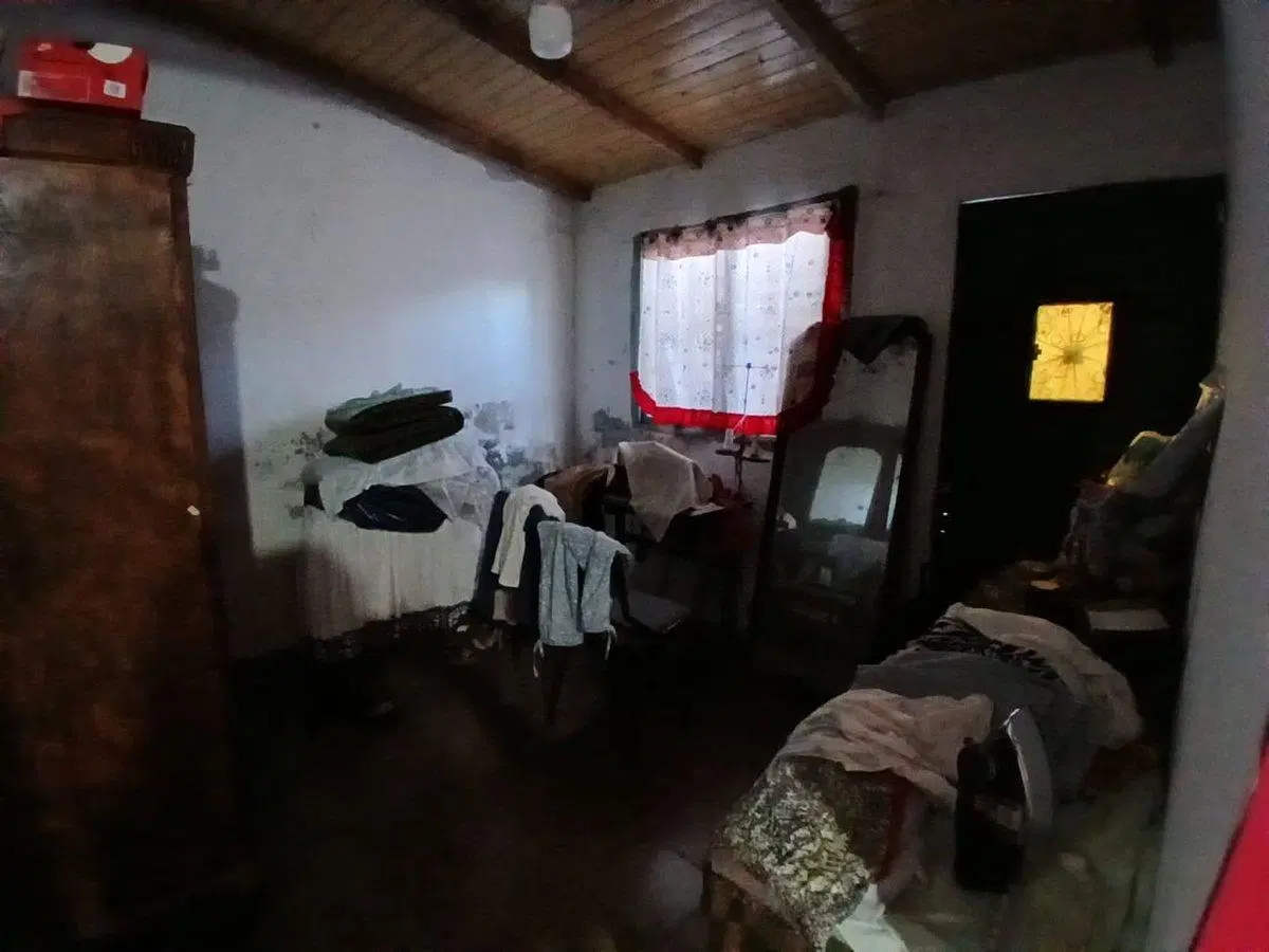 Venta casa3 A y Dto. Lomas de Zamora N.Condiciones 8