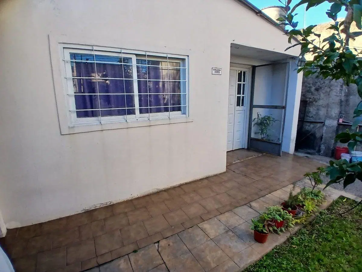 Venta casa3 A y Dto. Lomas de Zamora N.Condiciones 4