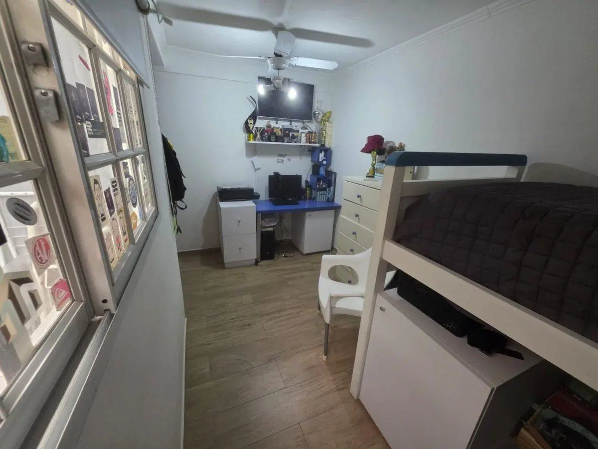 LINIERS VENTA DEPARTAMENTO 3 amb 90 M2 COCHERA 5