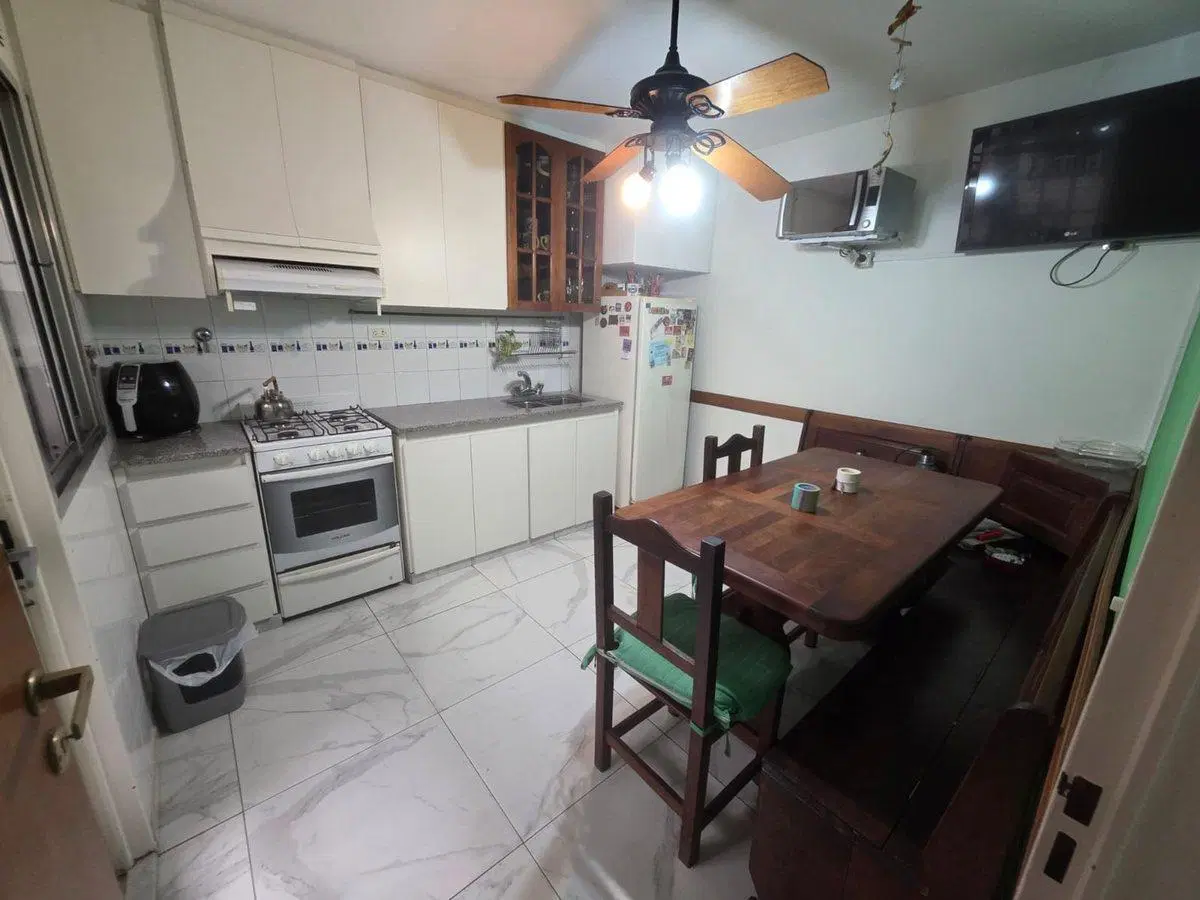 LINIERS VENTA DEPARTAMENTO 3 amb 90 M2 COCHERA 8