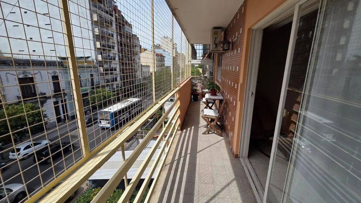 VENTA Barracas Hermoso 3 amb + dependencia - 107m2 3