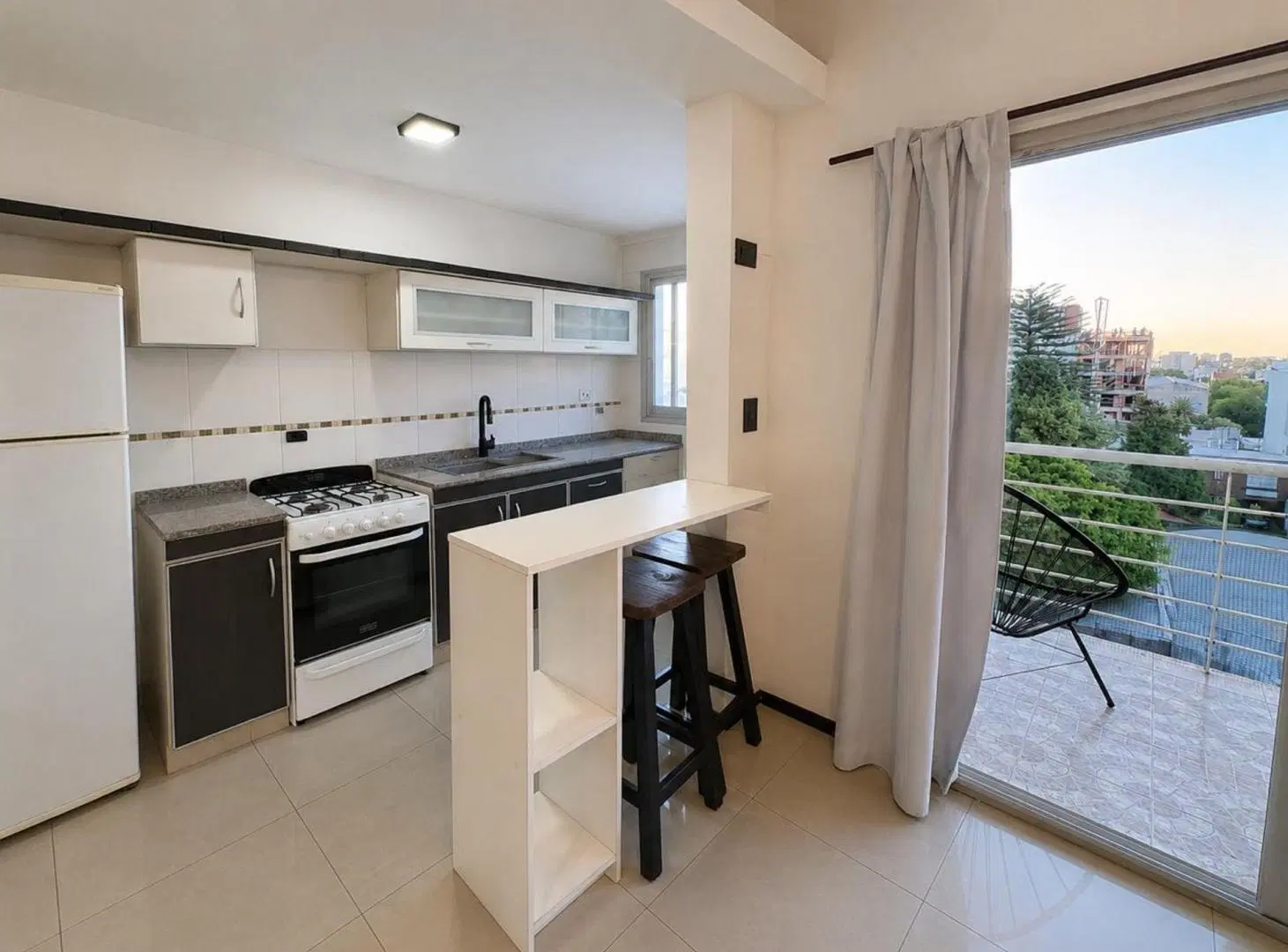 VENTA DEPTO 2 AMBIENTES WILDE CENTRO 4