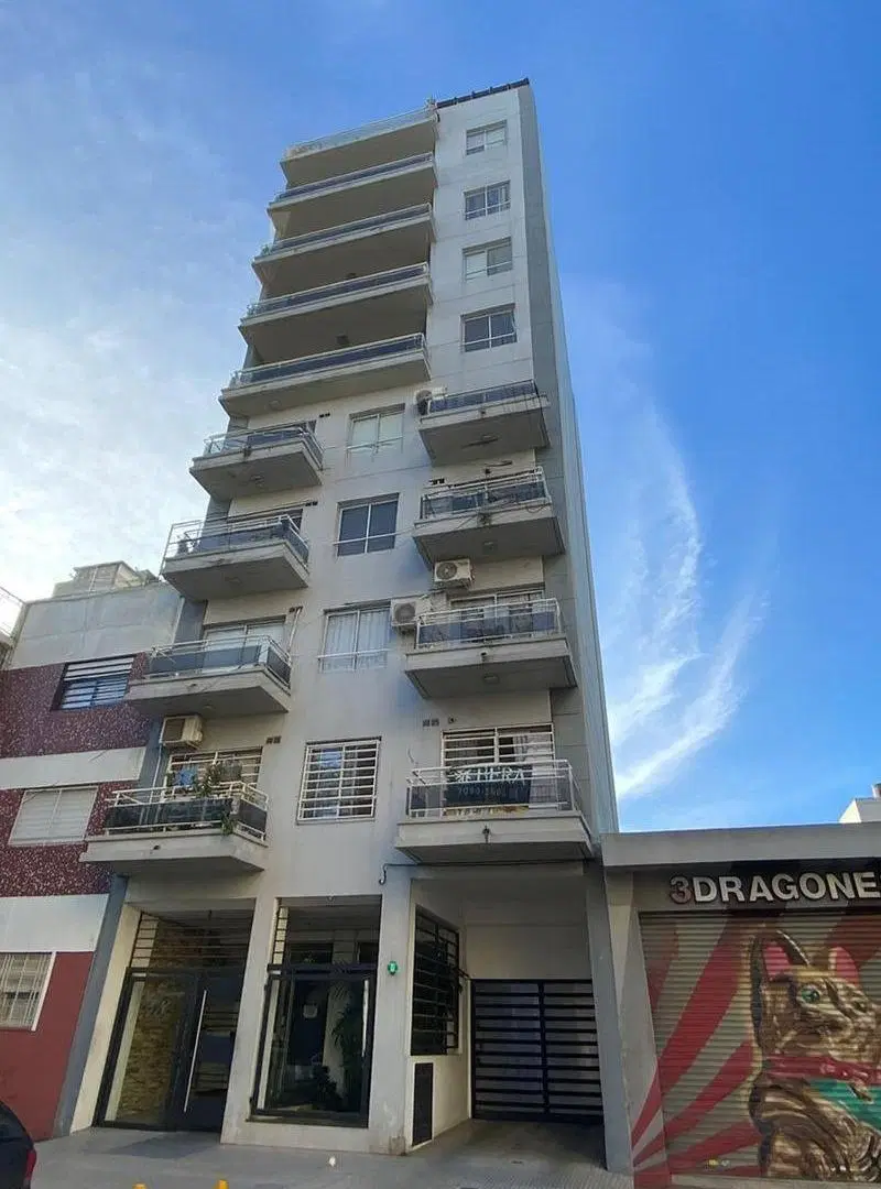 VENTA DEPTO 2 AMBIENTES WILDE CENTRO 8