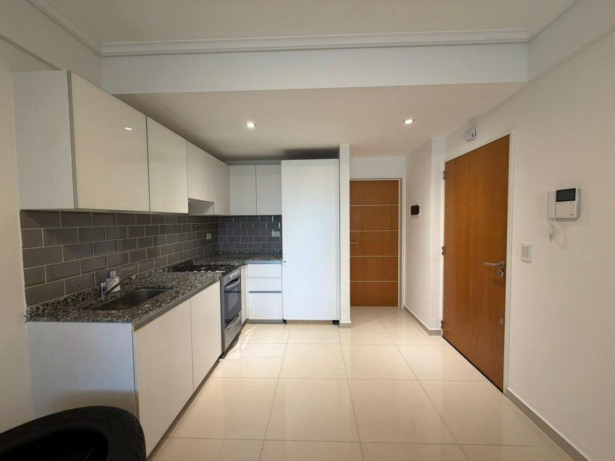 Foto de VENTA MONOAMBIENTE DEPARTAMENTO 32 M2 MATADEROS, imagen 1