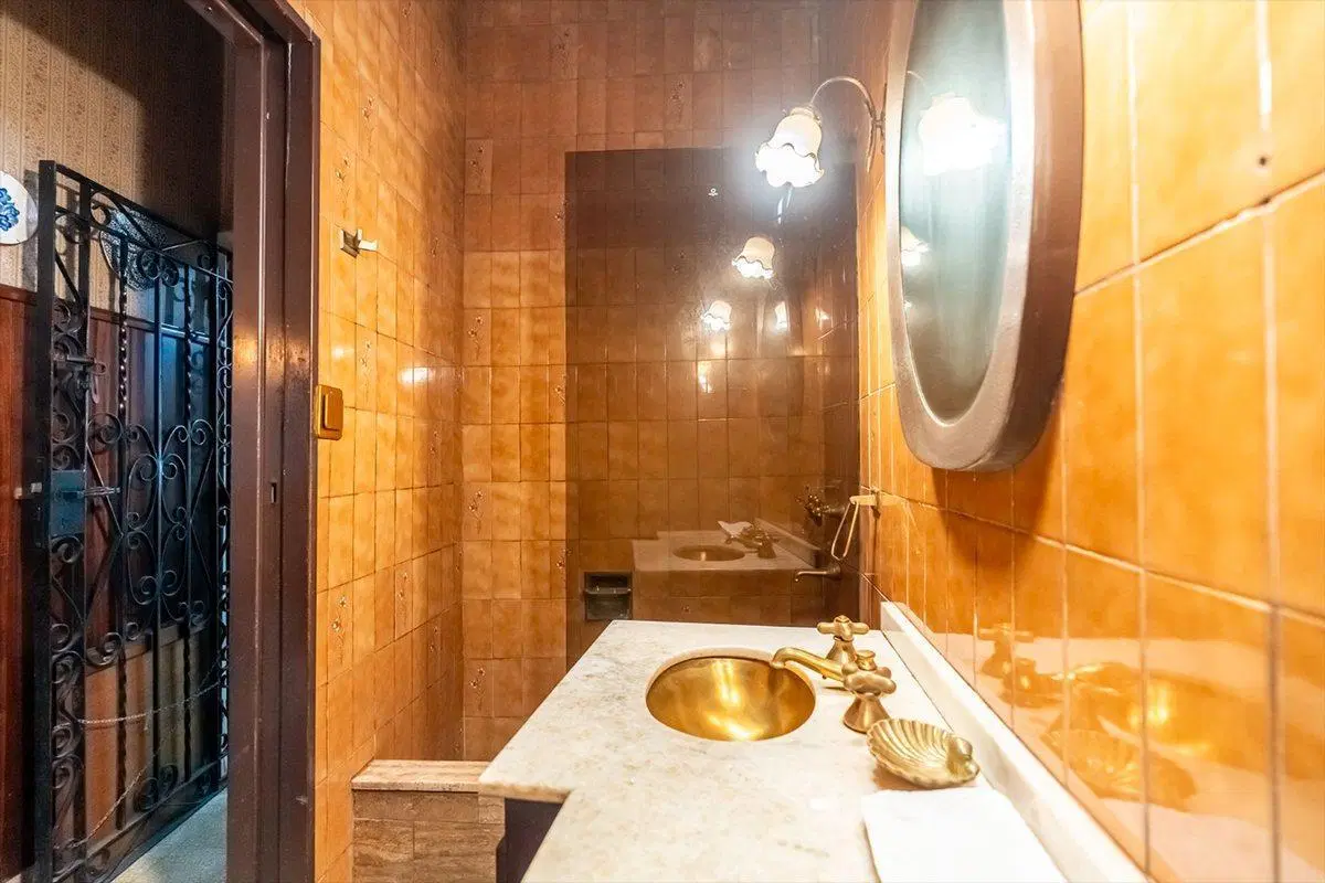 VENTA CASA AVELLANEDA CENTRO OPORTUNIDAD 4