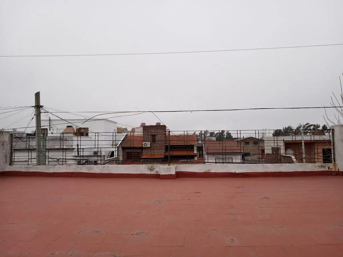 VENTA PH 2 AMB c/PATIO y TERRAZA - SARANDÍ 4