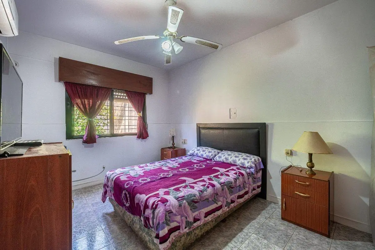 VENTA CASA 4 AMB. BERTAZATEGUI PATIO-PARRILLA 4