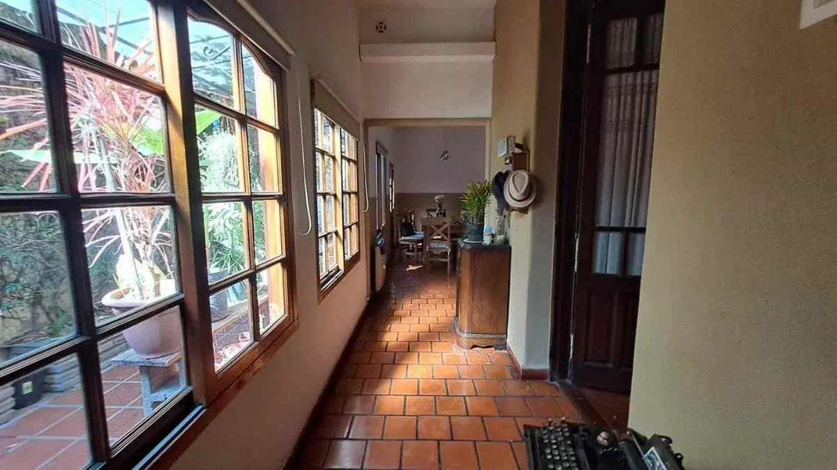 VENTA CASA 4 AMBIENTES MAS DEPTO DE 3 AMBIENTES 8