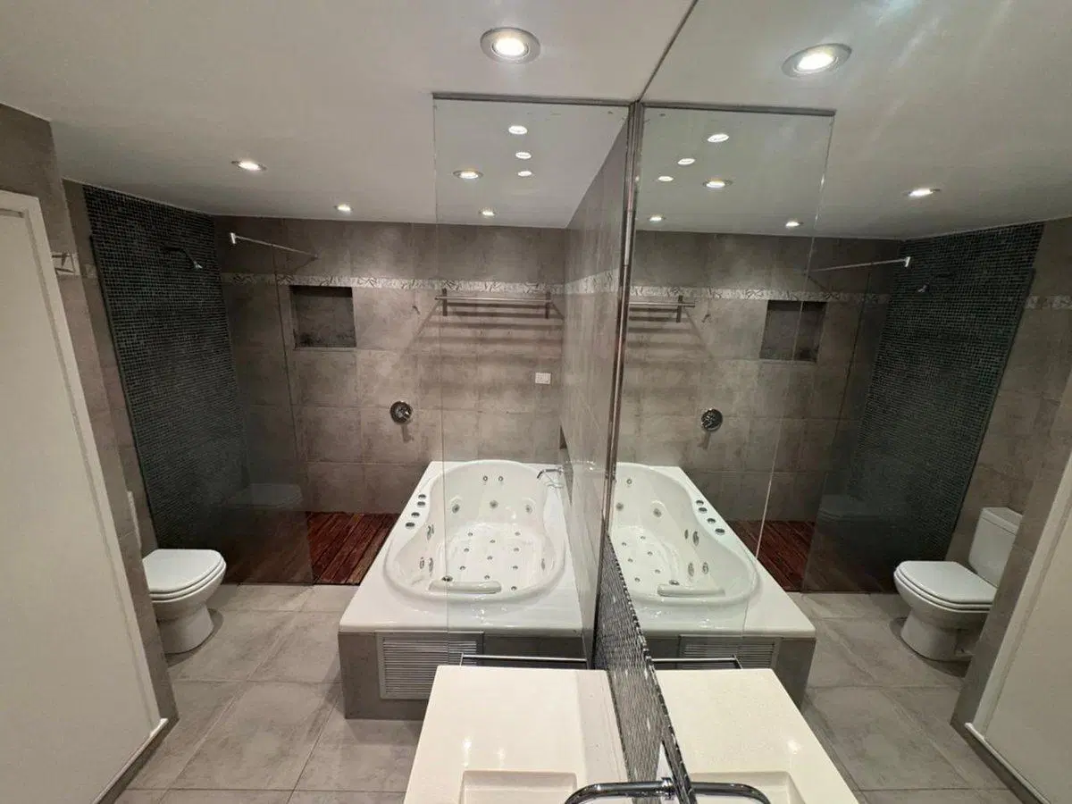 VENTA DEPARTAMENTO 2 AMBIENTES, QUILMES , COCHERA 4