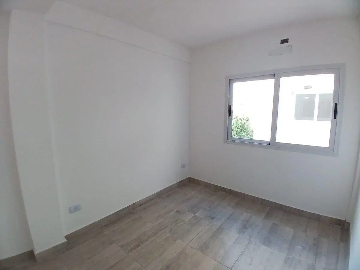 VENTA DEPTO DE 3 AMB ZONA RESIDENCIAL LA TABLADA 5