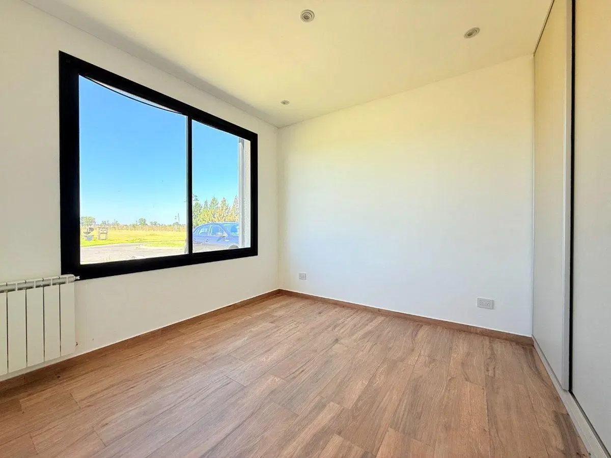 VENTA CASA 4 AMBIENTES EL REBENQUE 4