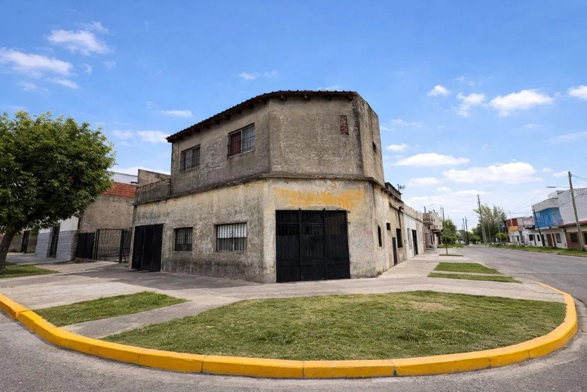 VENTA CASA 4 AMB 2 BAÑOS V. DOMINICO GARAGE 2