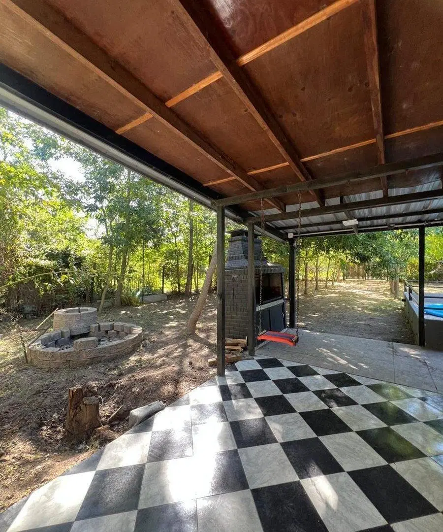 VENTA CASA 3 AMBIENTES LA PLATA PILETA 2