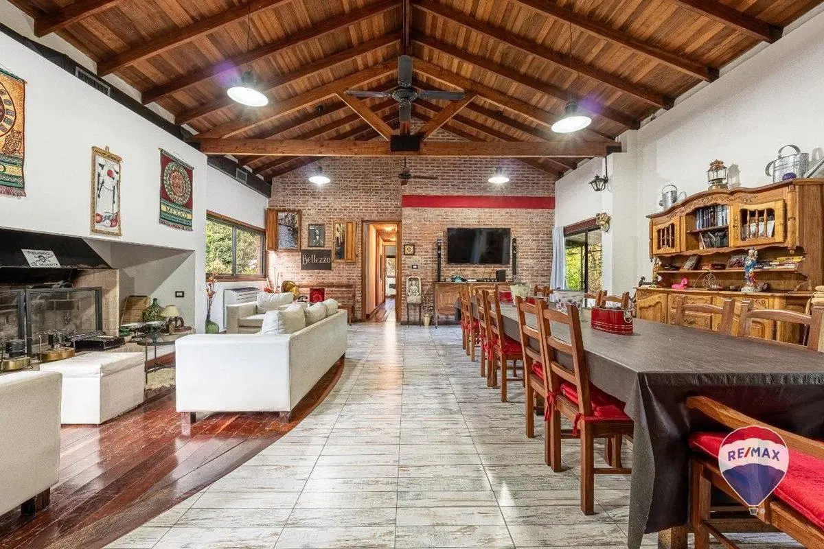 VENTA CASA 4 AMB CAMPOS DE ROCA BRANDSEN PILETA 5