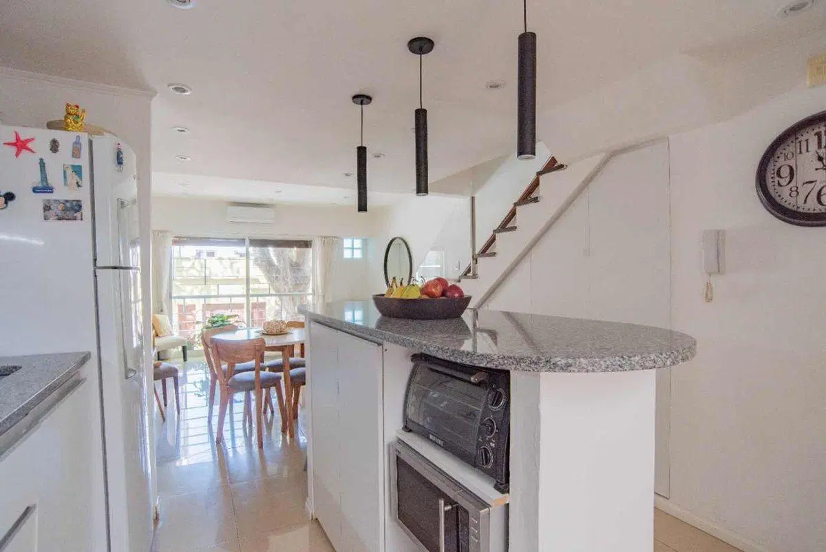 VENTA  DEPARTAMENTO  3 AMBIENTES   VILLA ORTUZAR 2