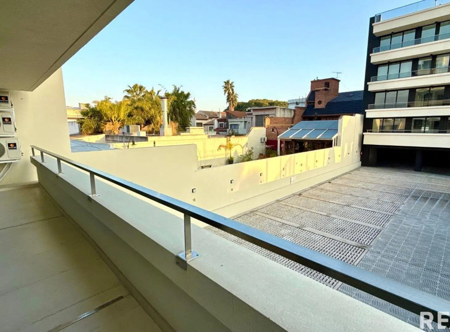 BARRIO NAON VENTA 3 AMB 93 M2 PISO ESTRENAR CATEG. 2