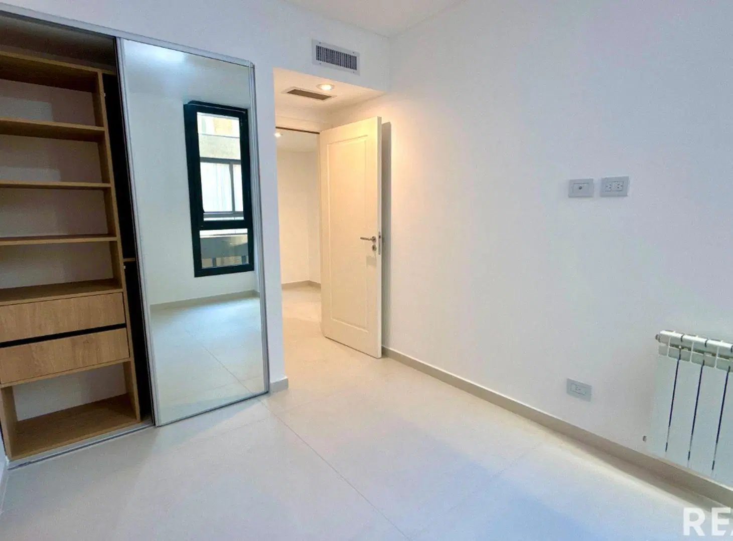 BARRIO NAON 4 AMB 131 M2 PATIO ESTRENAR CATEGORIA 8