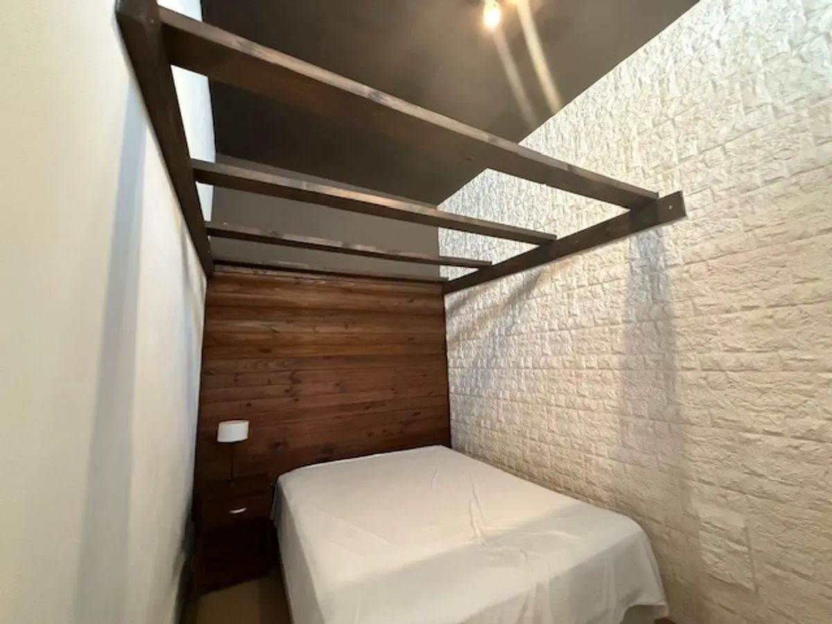 VENTA DE CASA 3 AMBIENTES CON GALPON EN SARANDI 5