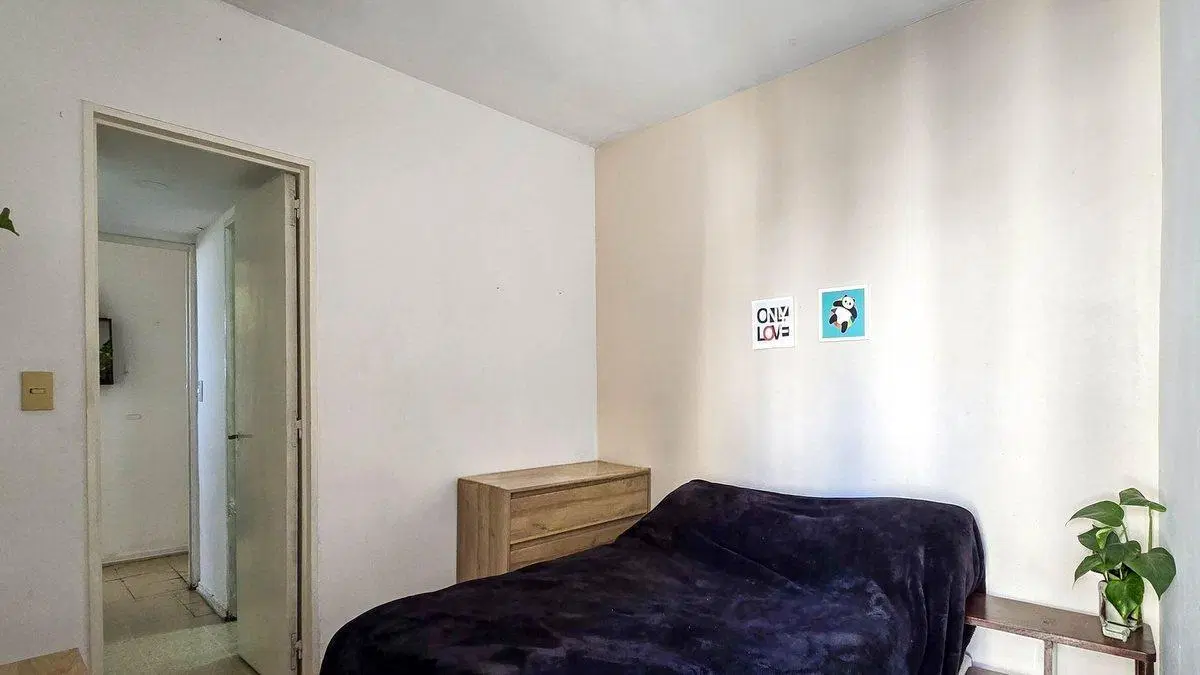 Venta DEPARTAMENTO 2 AMBIENTES con Renta - FLORES 3